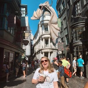 Meet your Posher, Macy